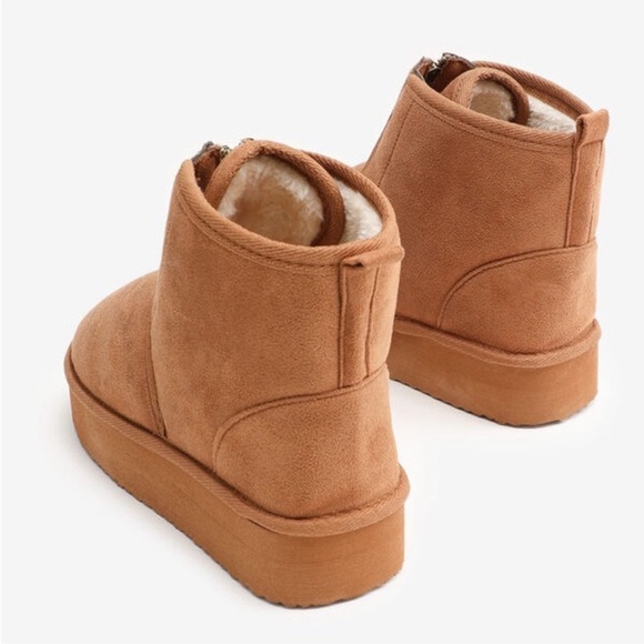 NWOT - Tan Suede Platform Ankle Boots with Zipper - Picture 3 of 7